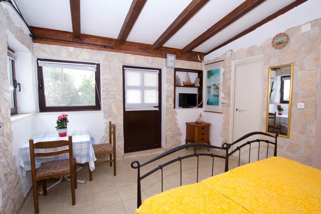 Apartments Marina Trogir Bilik gambar