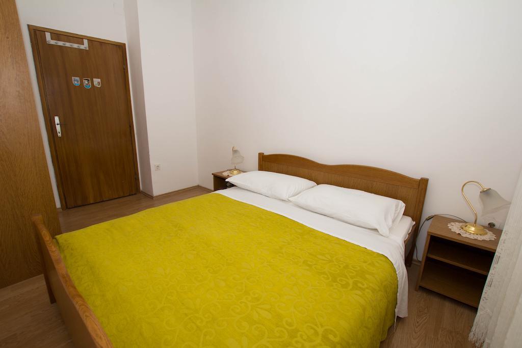 Apartments Marina Trogir Bilik gambar