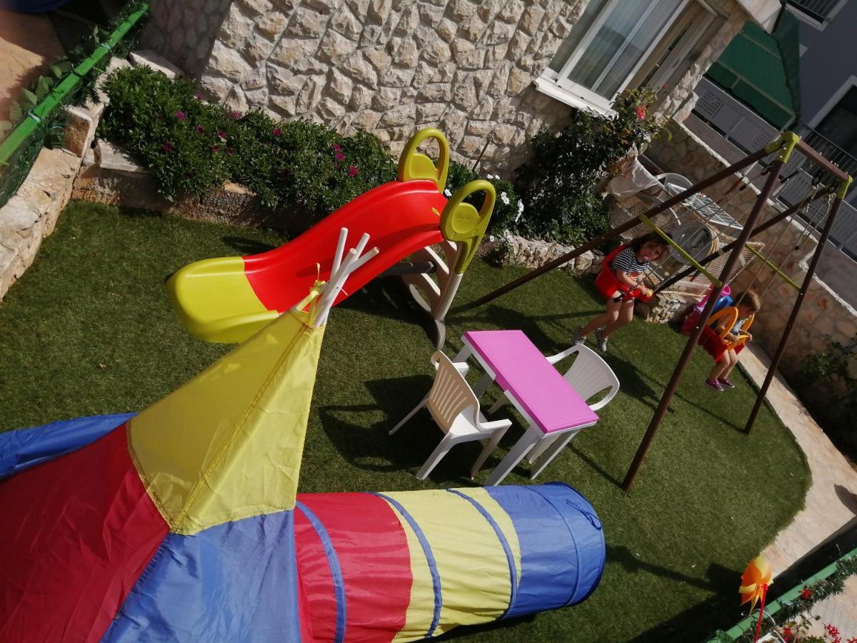 Apartments Marina Trogir Luaran gambar